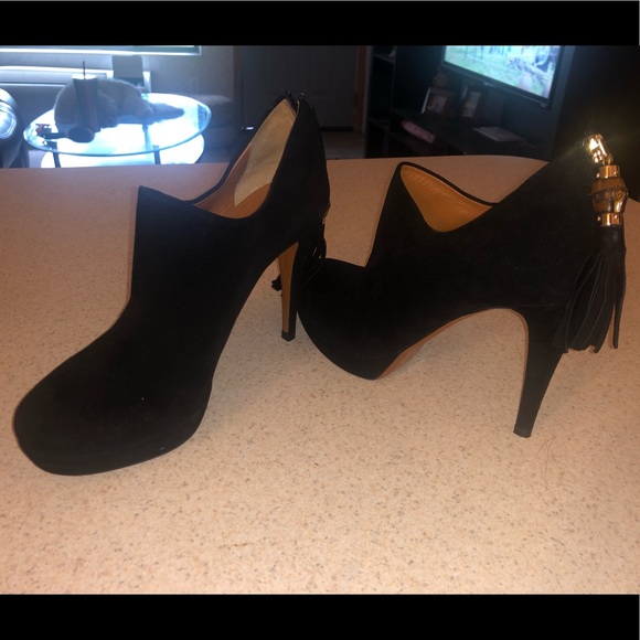 Gucci Botties - Picture 1 of 5
